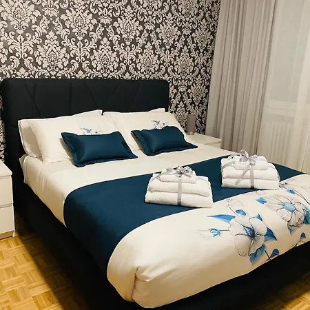 Apartment Royal